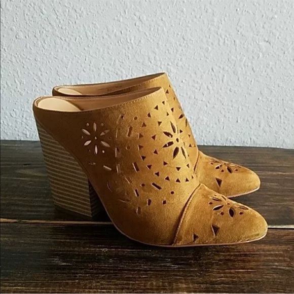 Cognac Laser Cut Closed Toe Block Heel Mule Clog - Picture 5 of 8